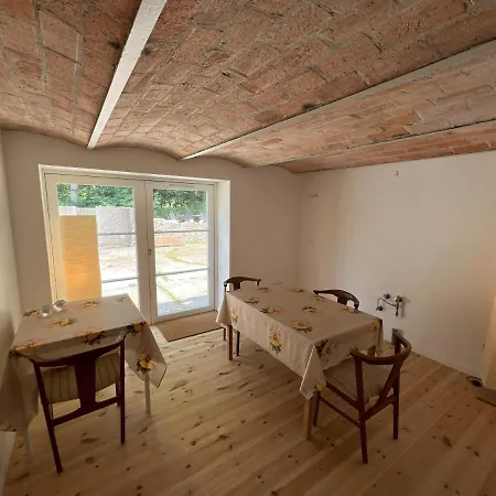 Skov Bed & Breakfast *